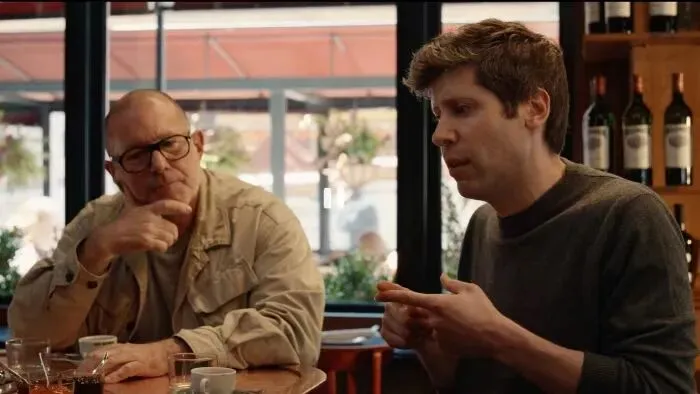 OpenAI 多款硬件首次曝光,疯狂挖角苹果硬件骨干,最快明年发布