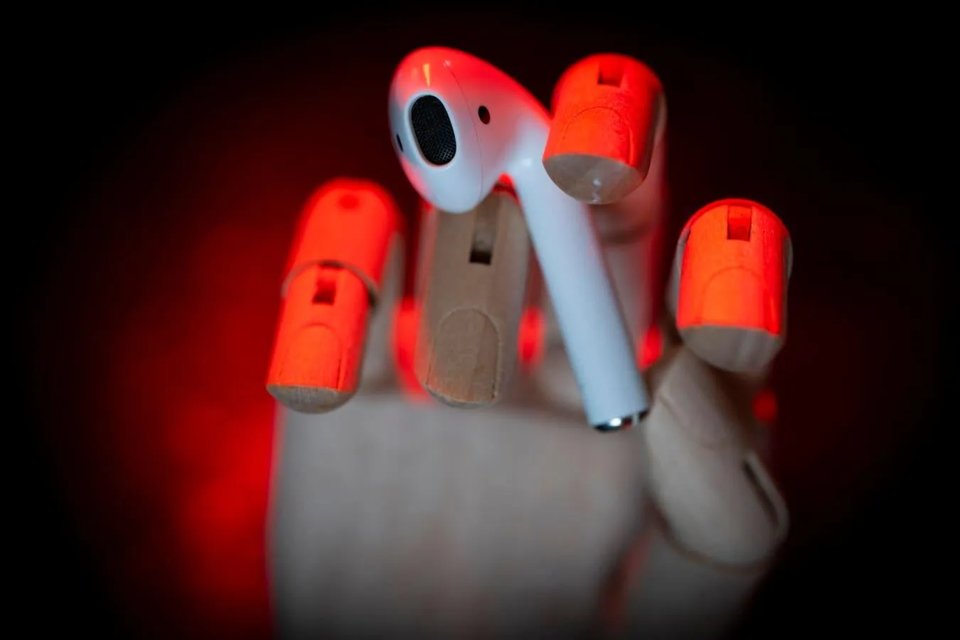 AI生成内容对传统行业的冲击与伦理挑战